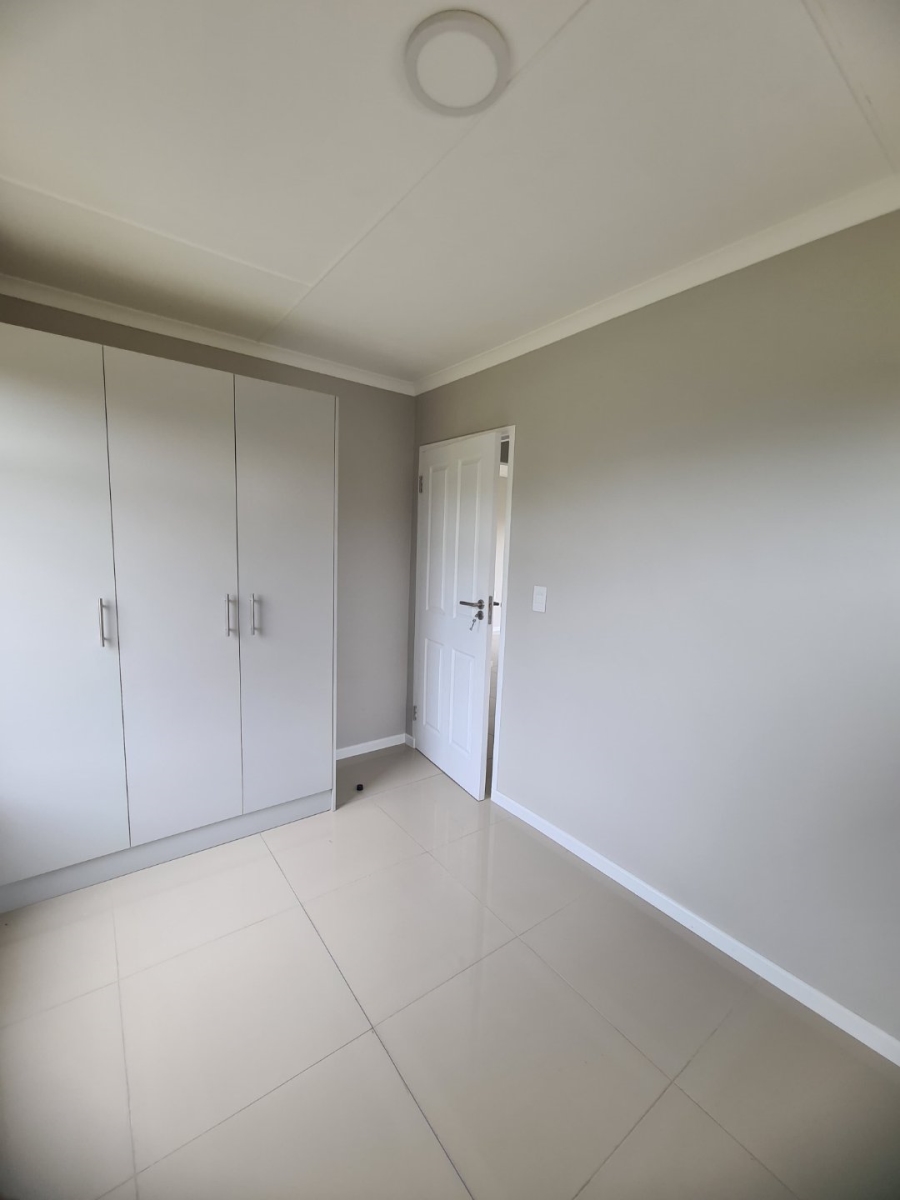 2 Bedroom Property for Sale in Kidds Beach Eastern Cape